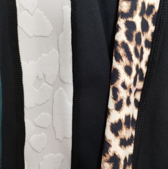 Zyia Active Leggings Bundle 3 Pairs Women's Size 4 - Picture 3 of 4